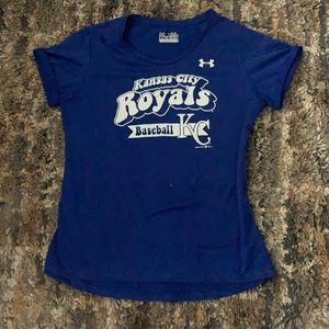 Too small. Underarmer royals shirt.